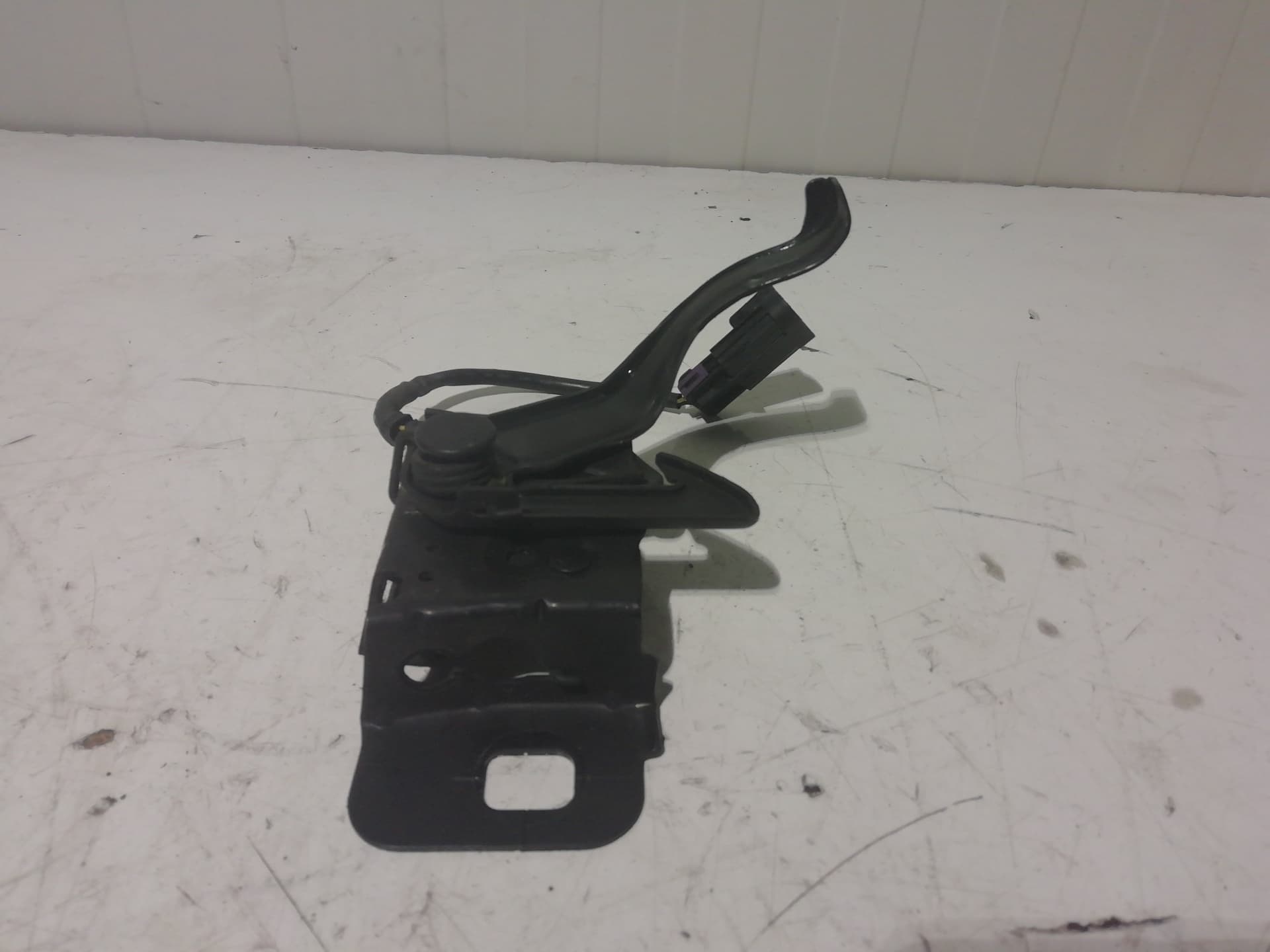 Cerradura capot OPEL ASTRA J SPORTS TOURER