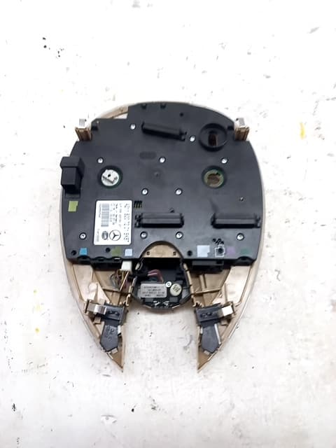 Luz interior MERCEDES-BENZ CLASE E (W211) 2