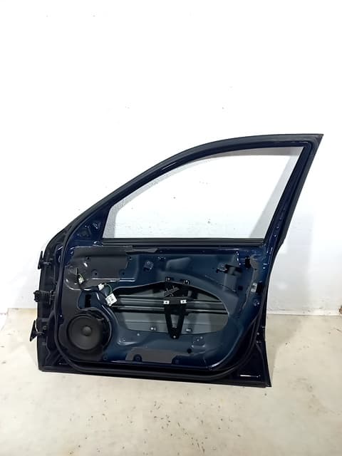 Puerta delantera derecha MERCEDES-BENZ CLASE E (W211)