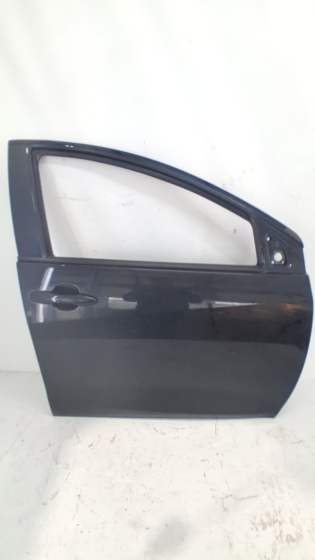 Puerta delantera derecha TOYOTA YARIS