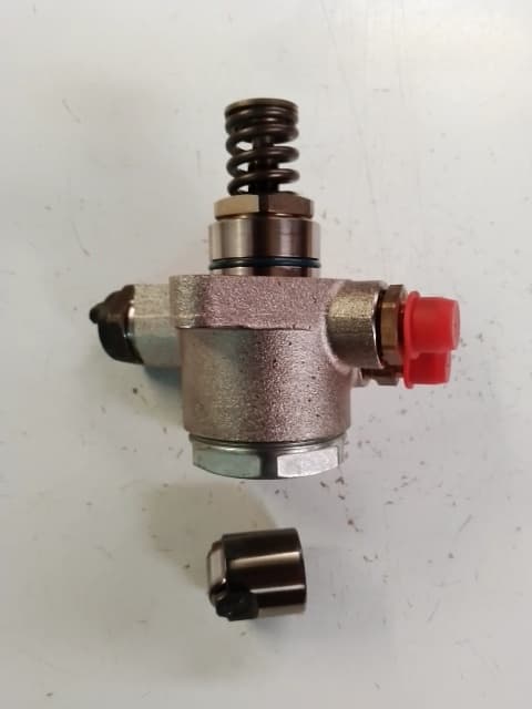 Bomba inyeccion AUDI A8 (4N2/4N8)