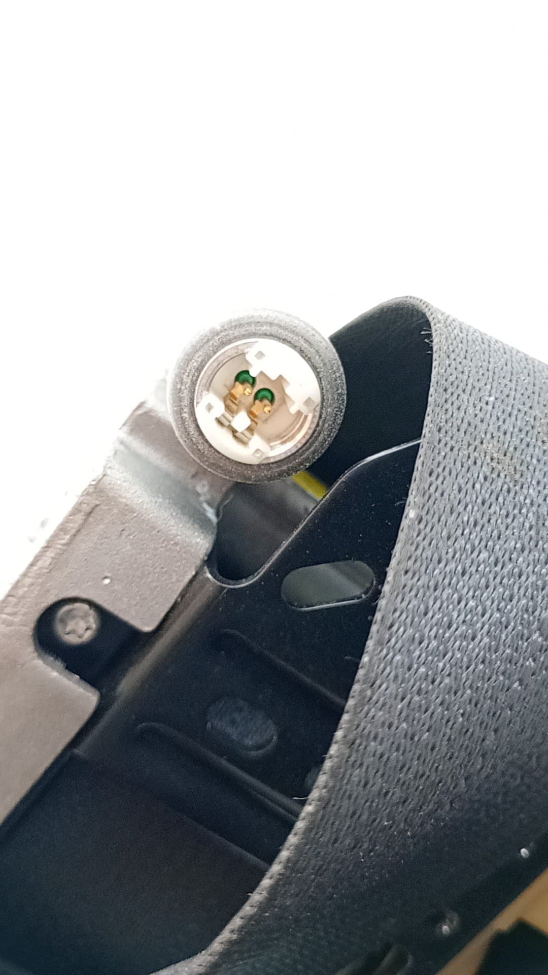 Cinturon seguridad delantero derecho NISSAN MICRA (K13)