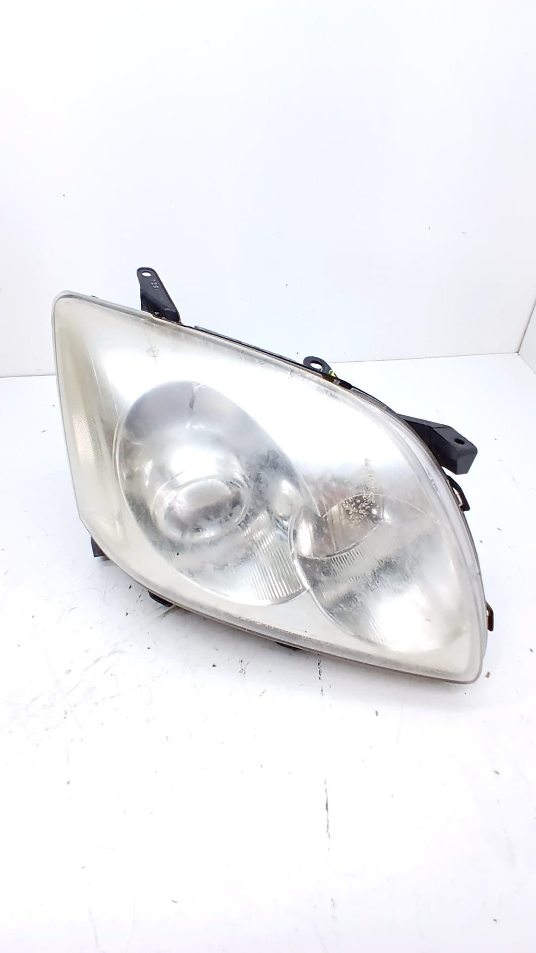 Faro derecho TOYOTA AVENSIS
