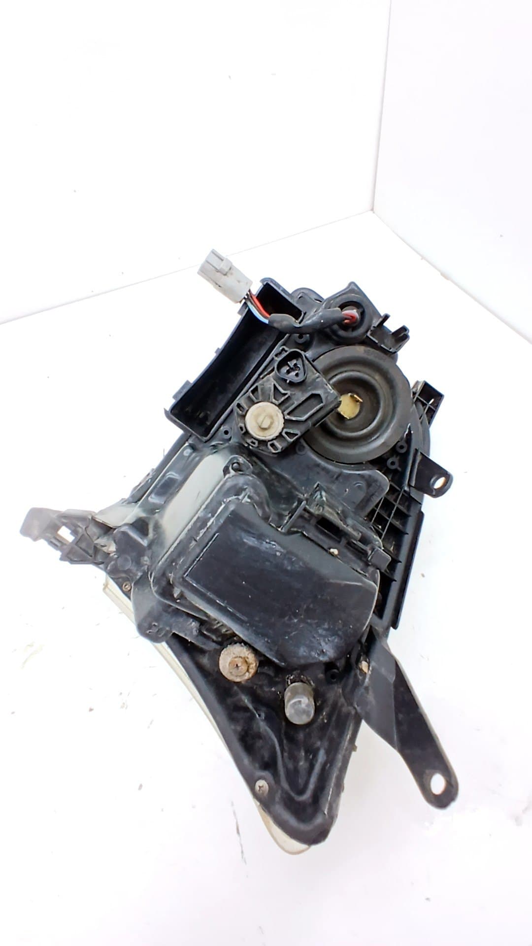 Faro derecho TOYOTA AVENSIS 2
