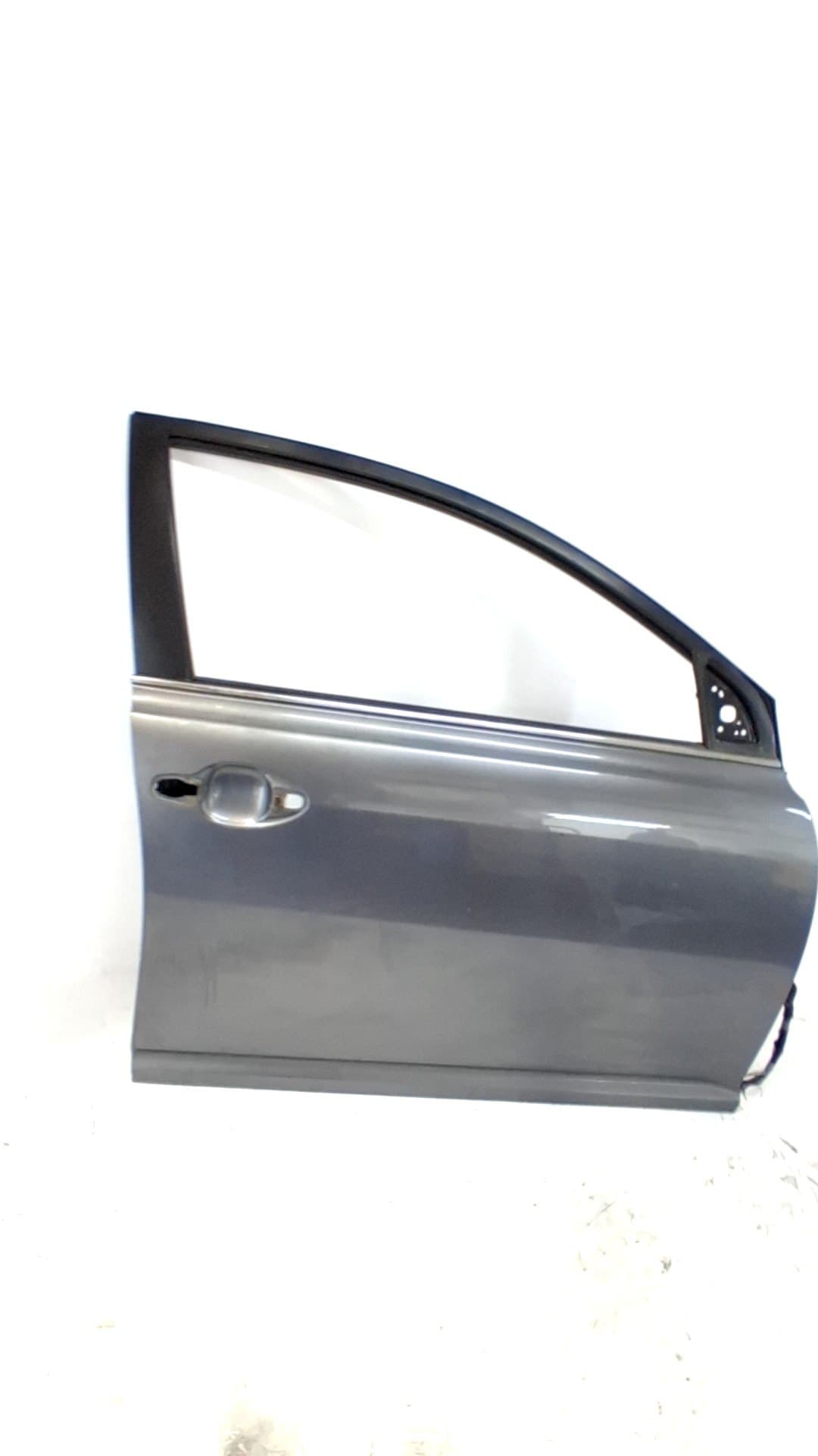 Puerta delantera derecha TOYOTA AVENSIS