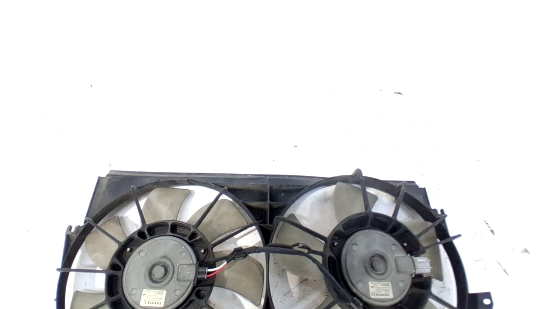 Electroventilador TOYOTA AVENSIS 3