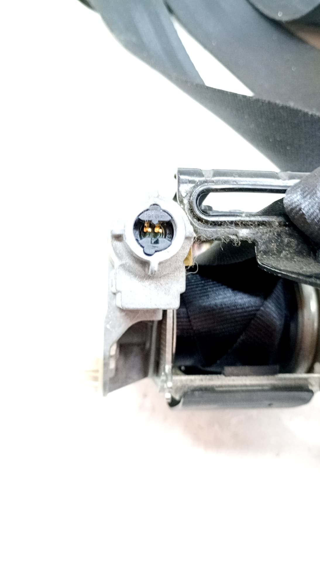 Cinturon seguridad delantero derecho FORD FIESTA VI VAN 2