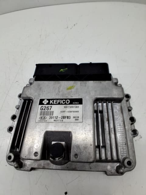 Centralita motor uce KIA CARENS ( ) 2