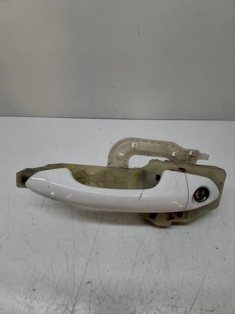 Maneta exterior delantera izquierda KIA CARENS ( ) 2