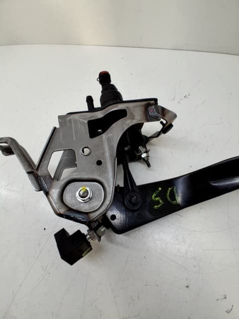 Pedal embrague KIA CARENS ( )