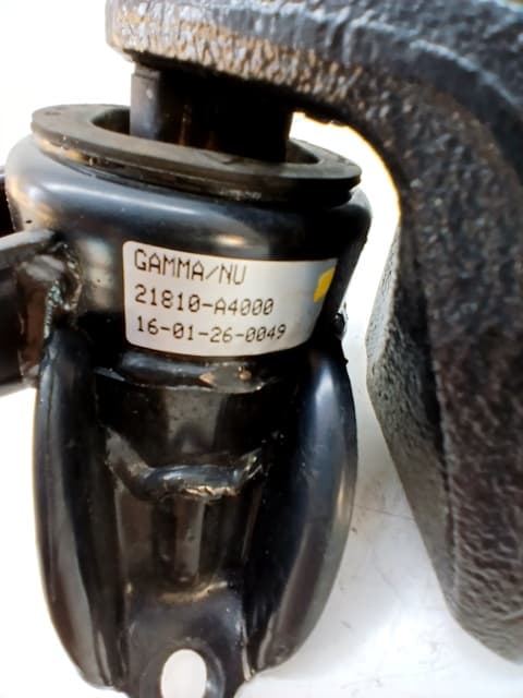 Soporte motor KIA CARENS ( )