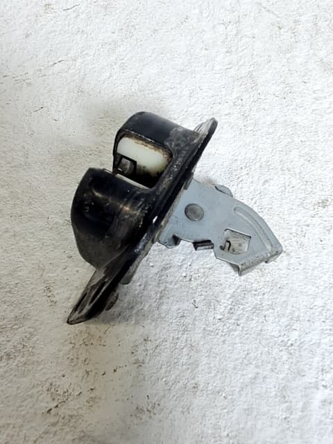 Cerradura puerta trasera derecha NISSAN NV 200 (M20) 4