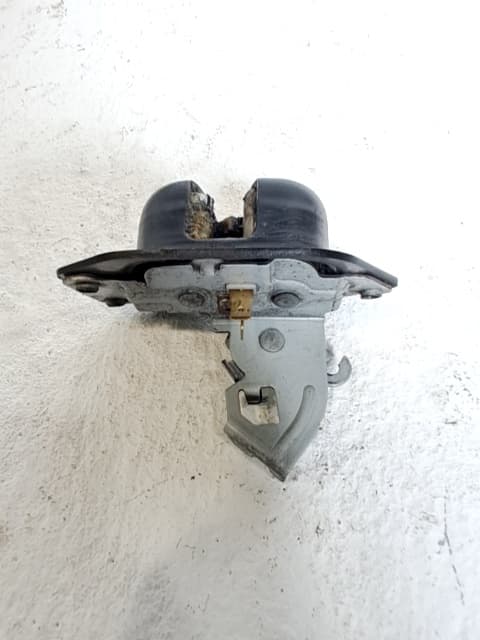 Cerradura puerta trasera izquierda NISSAN NV 200 (M20) 4