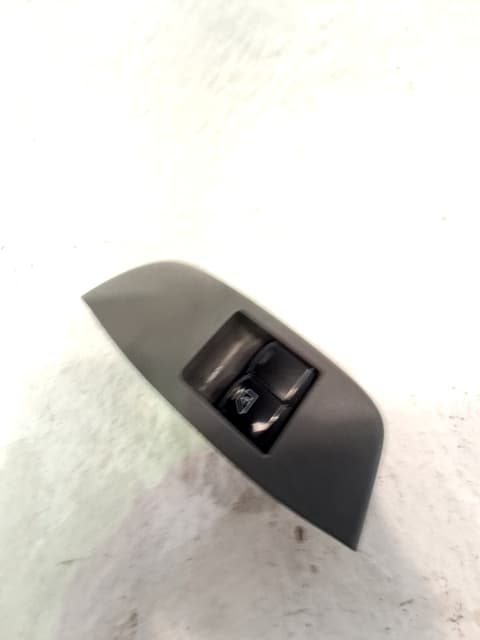Mando elevalunas delantero izquierdo NISSAN NV 200 (M20) 2