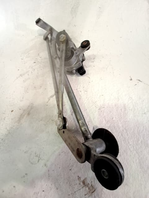 Motor limpia delantero NISSAN NV 200 (M20) 2