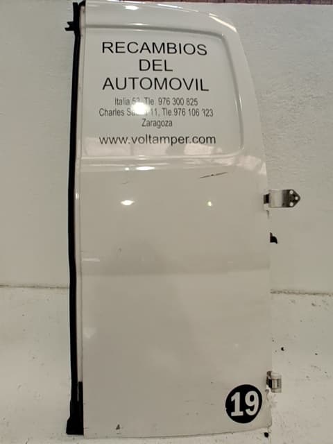 Porton trasero derecho NISSAN NV 200 (M20)