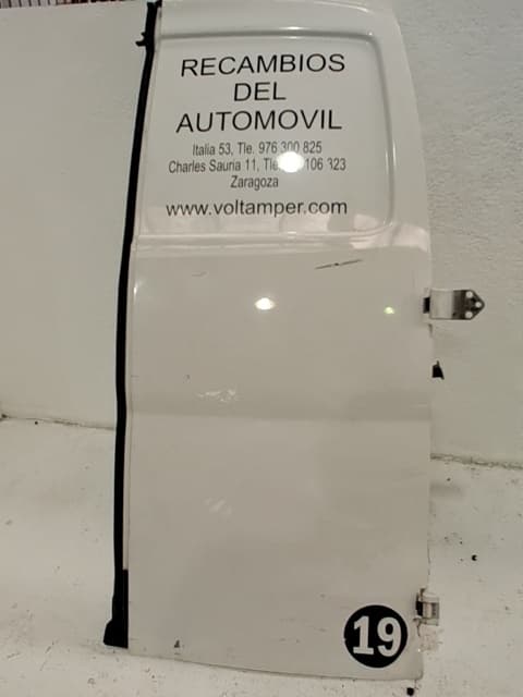 Porton trasero derecho NISSAN NV 200 (M20) 5