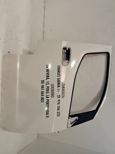 Puerta delantera derecha NISSAN NV 200 (M20)