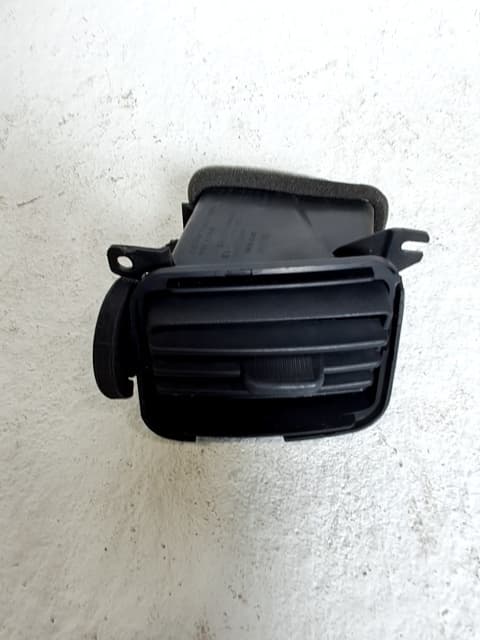 Recambio NISSAN NV 200 (M20) ref. 68751BJ04A