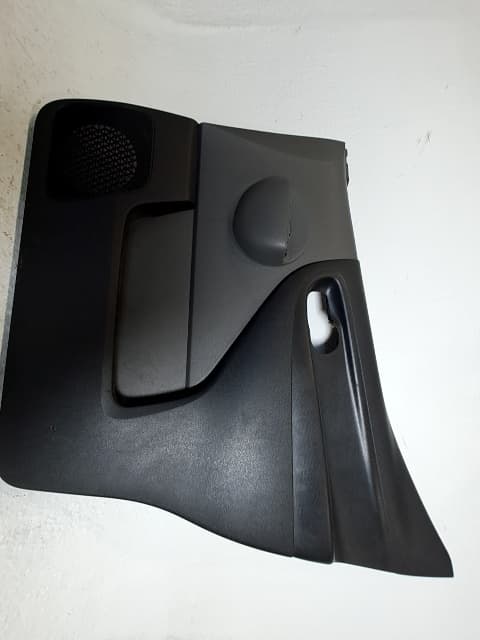 Guarnecido puerta delantera derecha NISSAN NV 200 (M20)