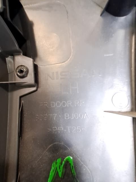 Recambio NISSAN NV 200 (M20) ref. 80977BJ00A 2
