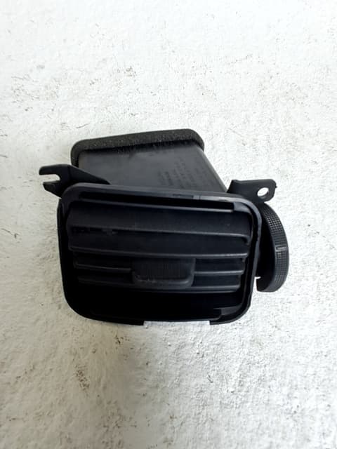 Recambio NISSAN NV 200 (M20) ref. 68750BJ04A