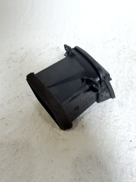 Recambio NISSAN NV 200 (M20) ref. 68750BJ04A 5