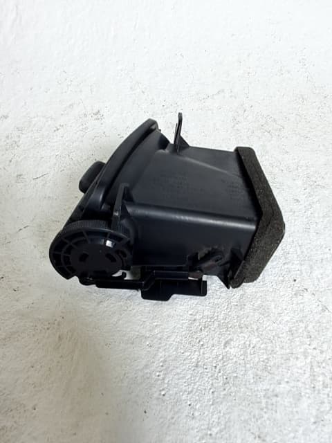 Recambio NISSAN NV 200 (M20) ref. 68750BJ04A 4
