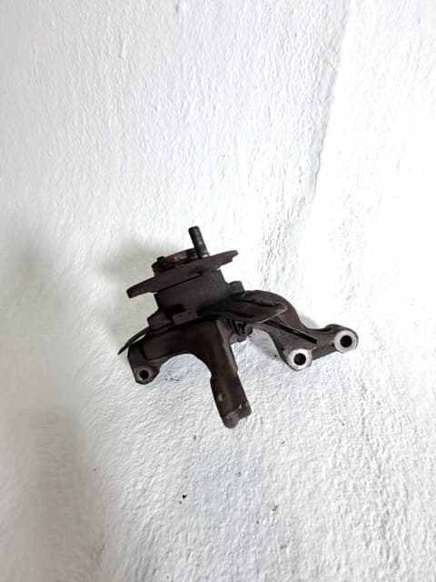 Mangueta delantera izquierda NISSAN NV 200 (M20) 3