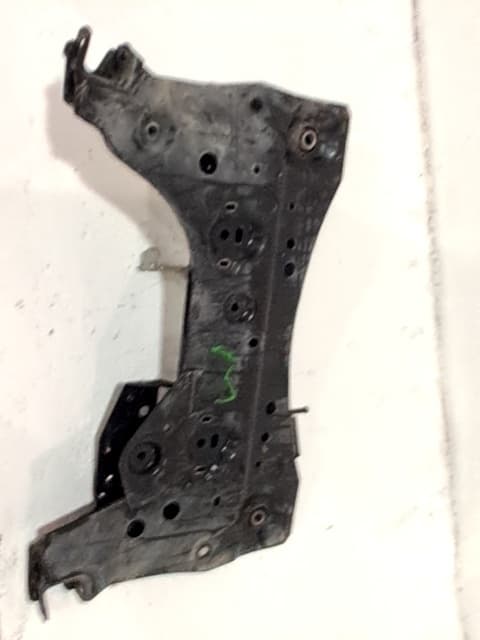 Puente delantero NISSAN NV 200 (M20) 2