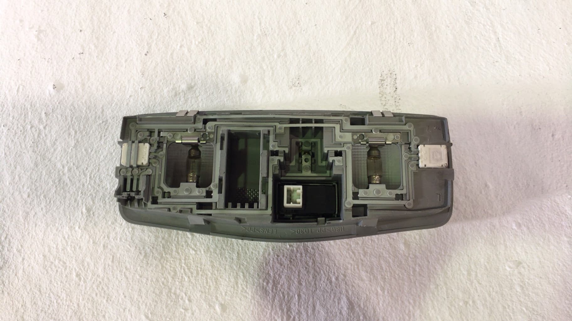 Luz interior PEUGEOT 4007 2
