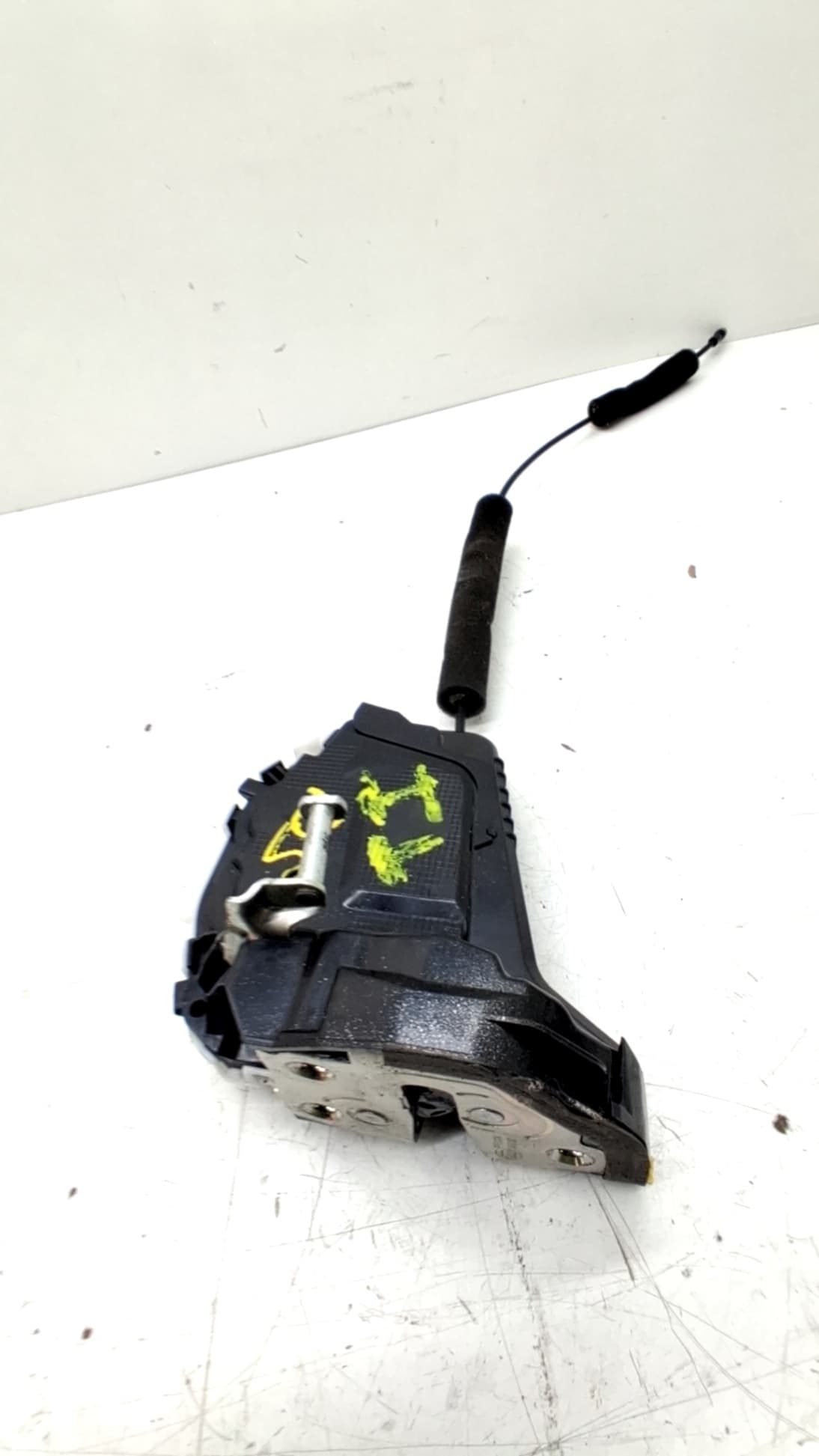 Cerradura puerta trasera izquierda SUBARU LEGACY BERL./FAMILIAR B11 (BD/BG)