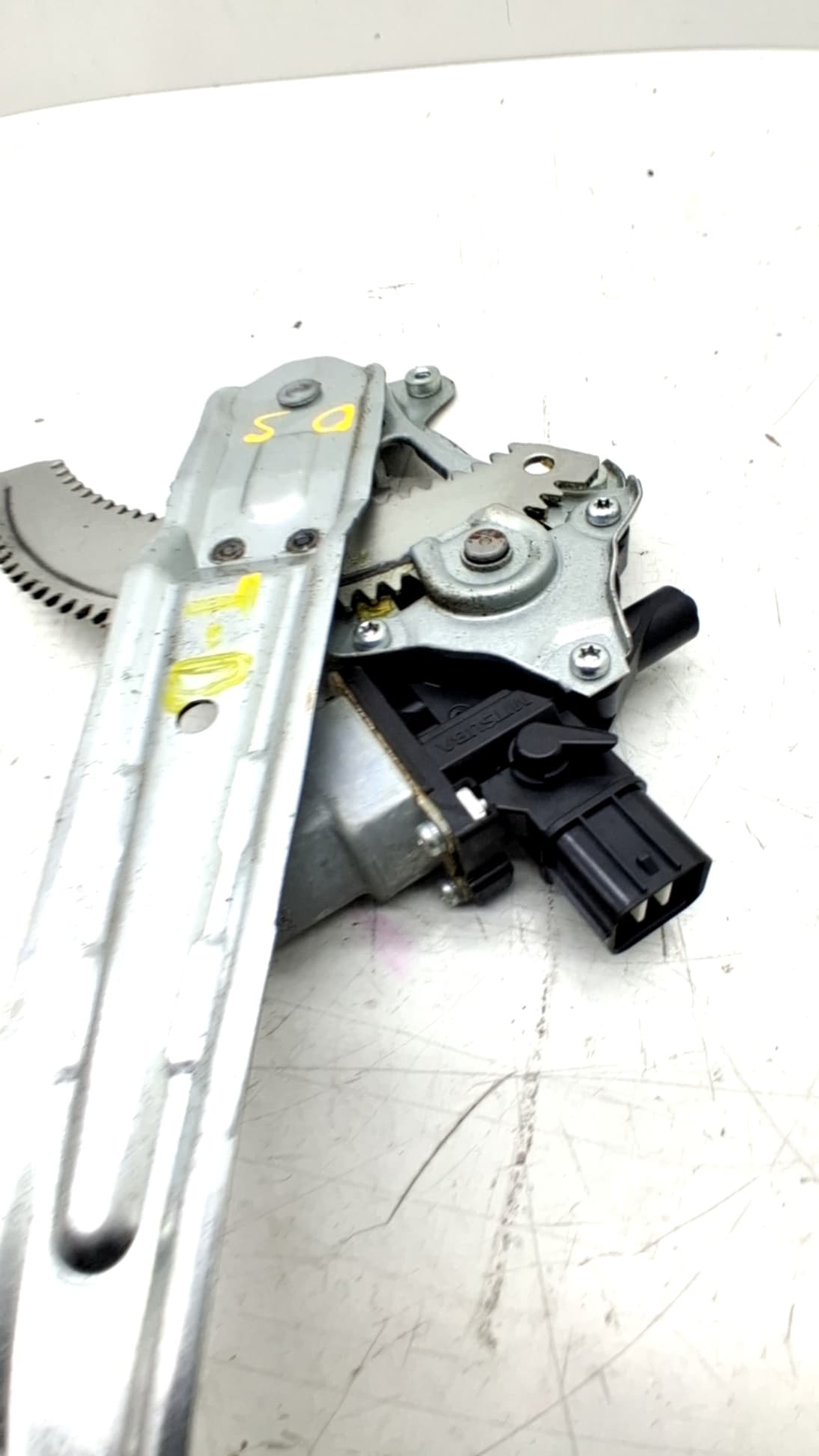 Elevalunas trasero derecho SUBARU LEGACY BERL./FAMILIAR B11 (BD/BG) 2