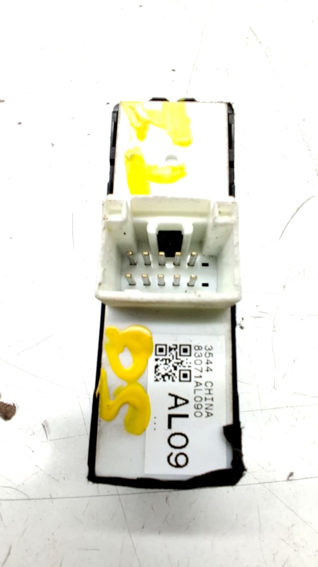 Mando elevalunas trasero izquierdo SUBARU LEGACY BERL./FAMILIAR B11 (BD/BG) 2