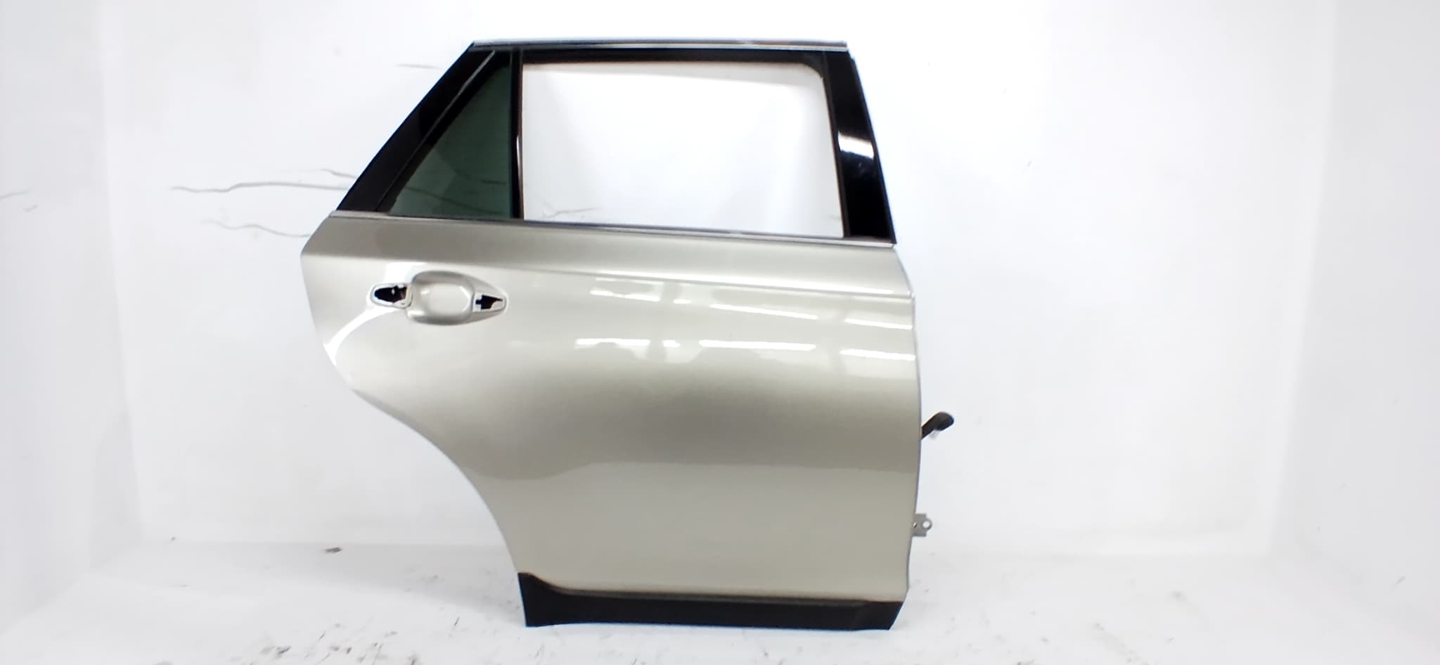 Puerta trasera derecha SUBARU LEGACY BERL./FAMILIAR B11 (BD/BG)