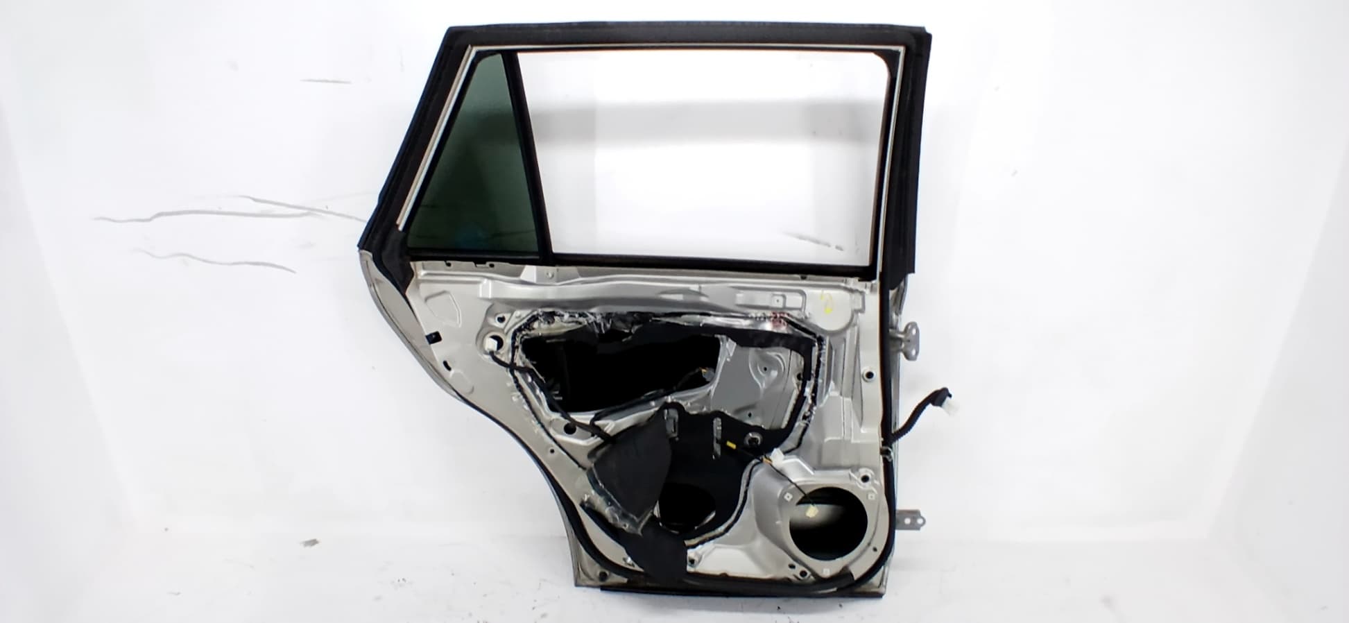 Puerta trasera izquierda SUBARU LEGACY BERL./FAMILIAR B11 (BD/BG) 2