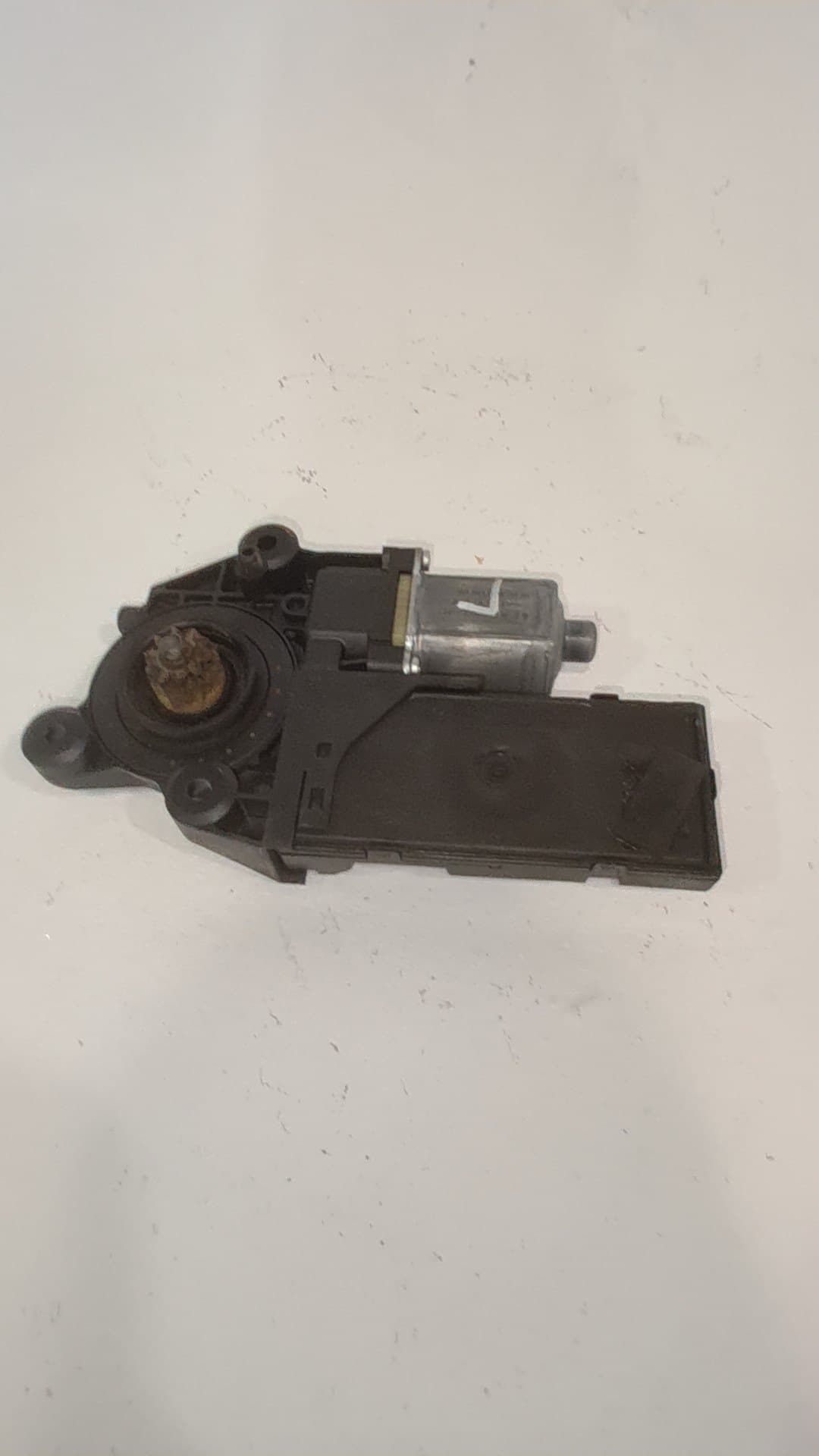 Motor elevalunas delantero izquierdo RENAULT MEGANE III BERLINA 5 P