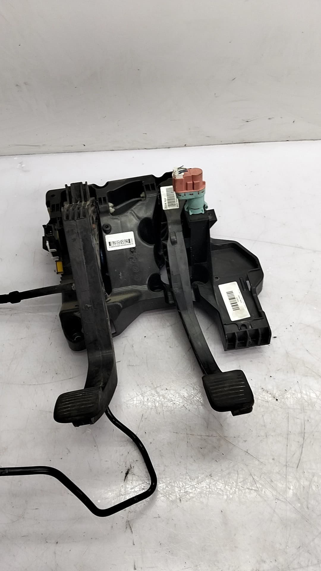 Pedal freno PEUGEOT BOXER FURGÓN