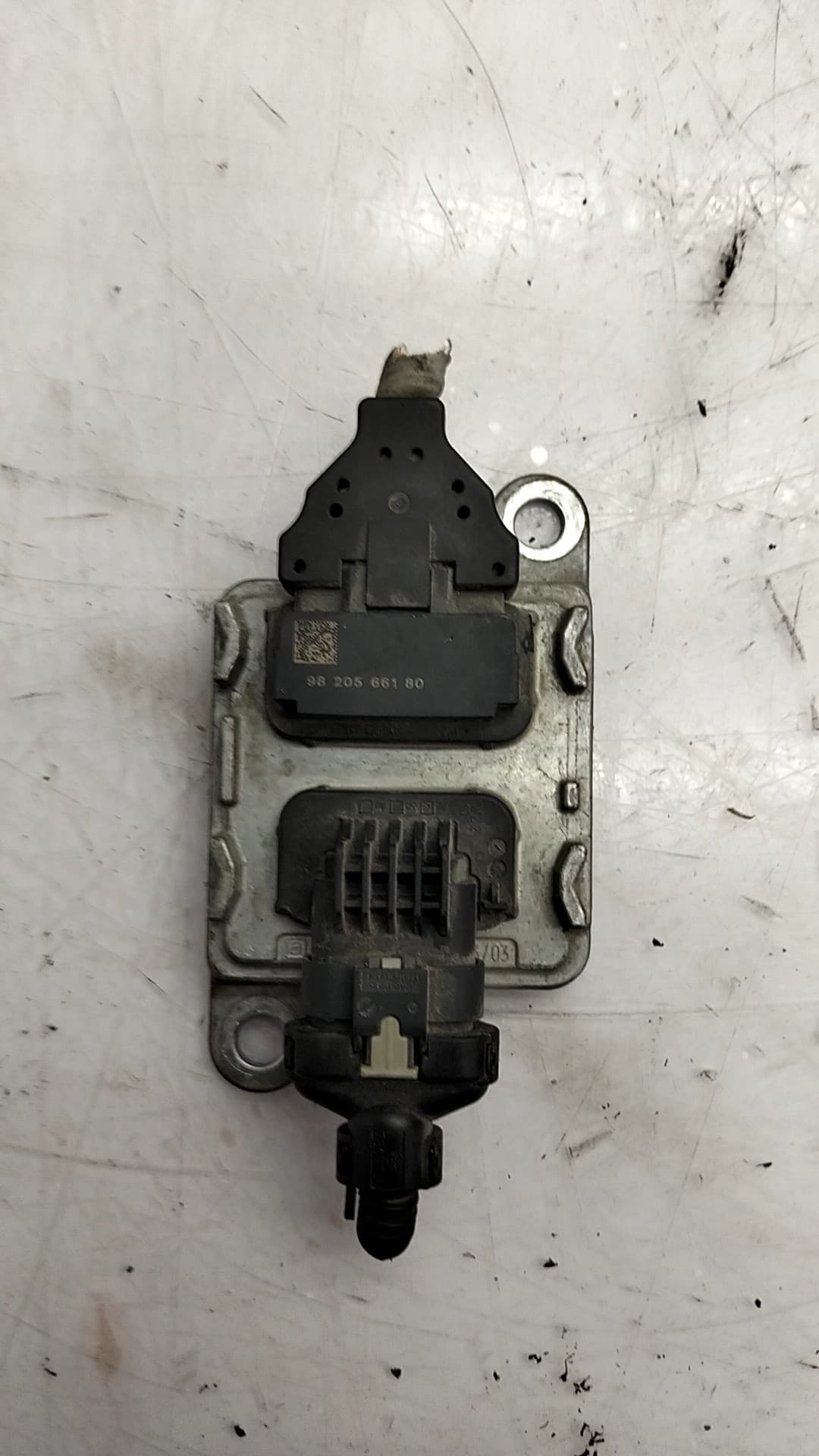 Recambio PEUGEOT BOXER FURGÓN ref. 9820566180