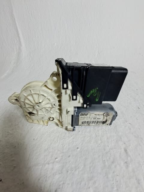Motor elevalunas trasero izquierdo SEAT LEON (1P1) 2