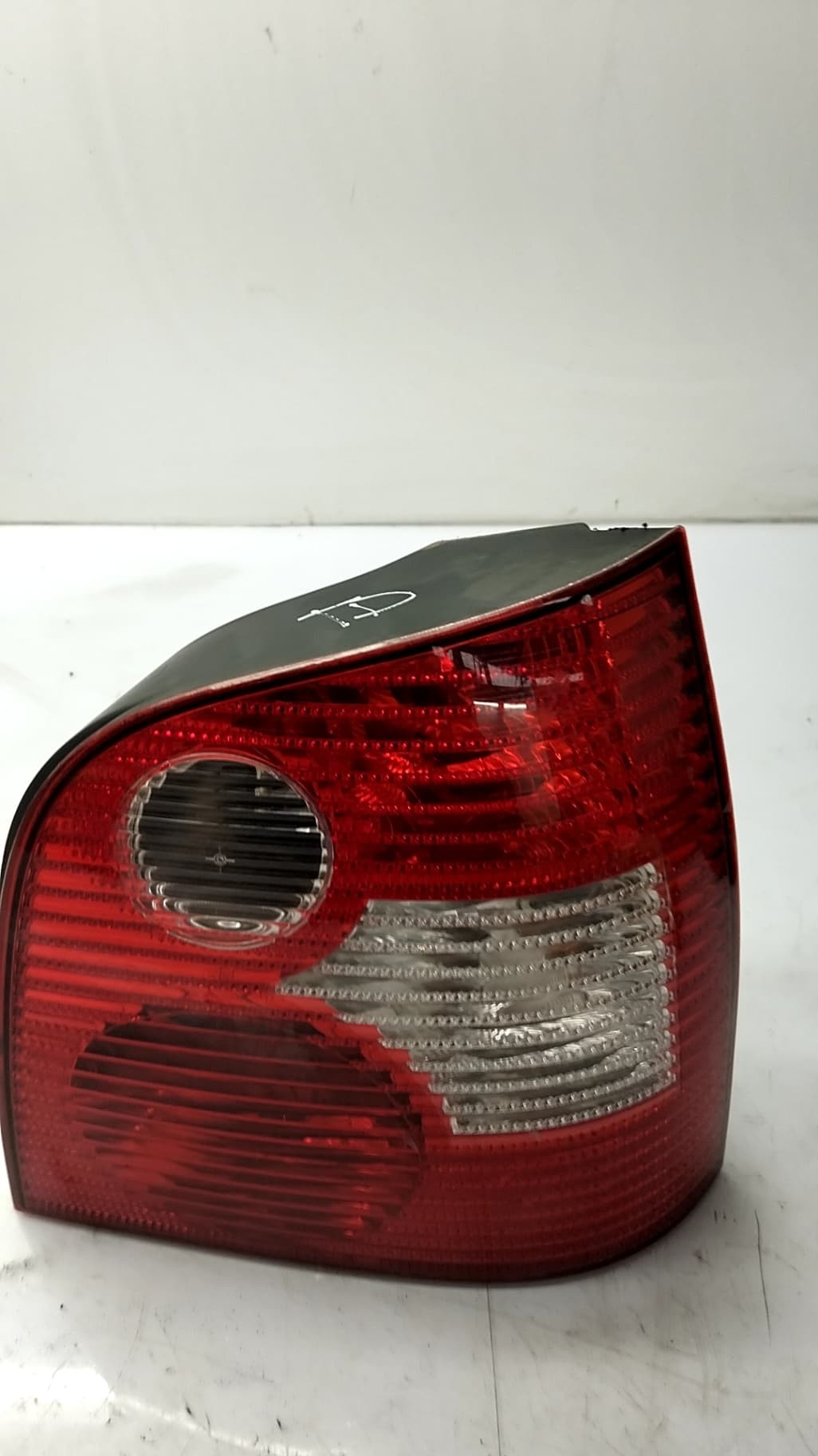 Piloto trasero derecho VOLKSWAGEN POLO (9N1) 4