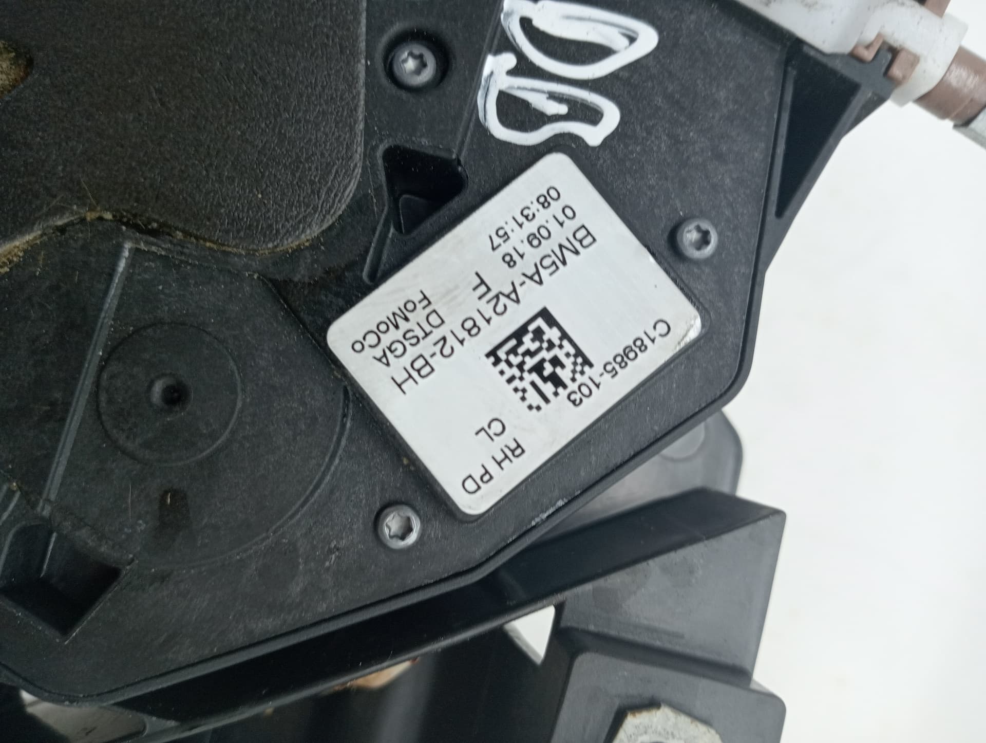 Cerradura puerta delantera derecha FORD MONDEO TURN. 2
