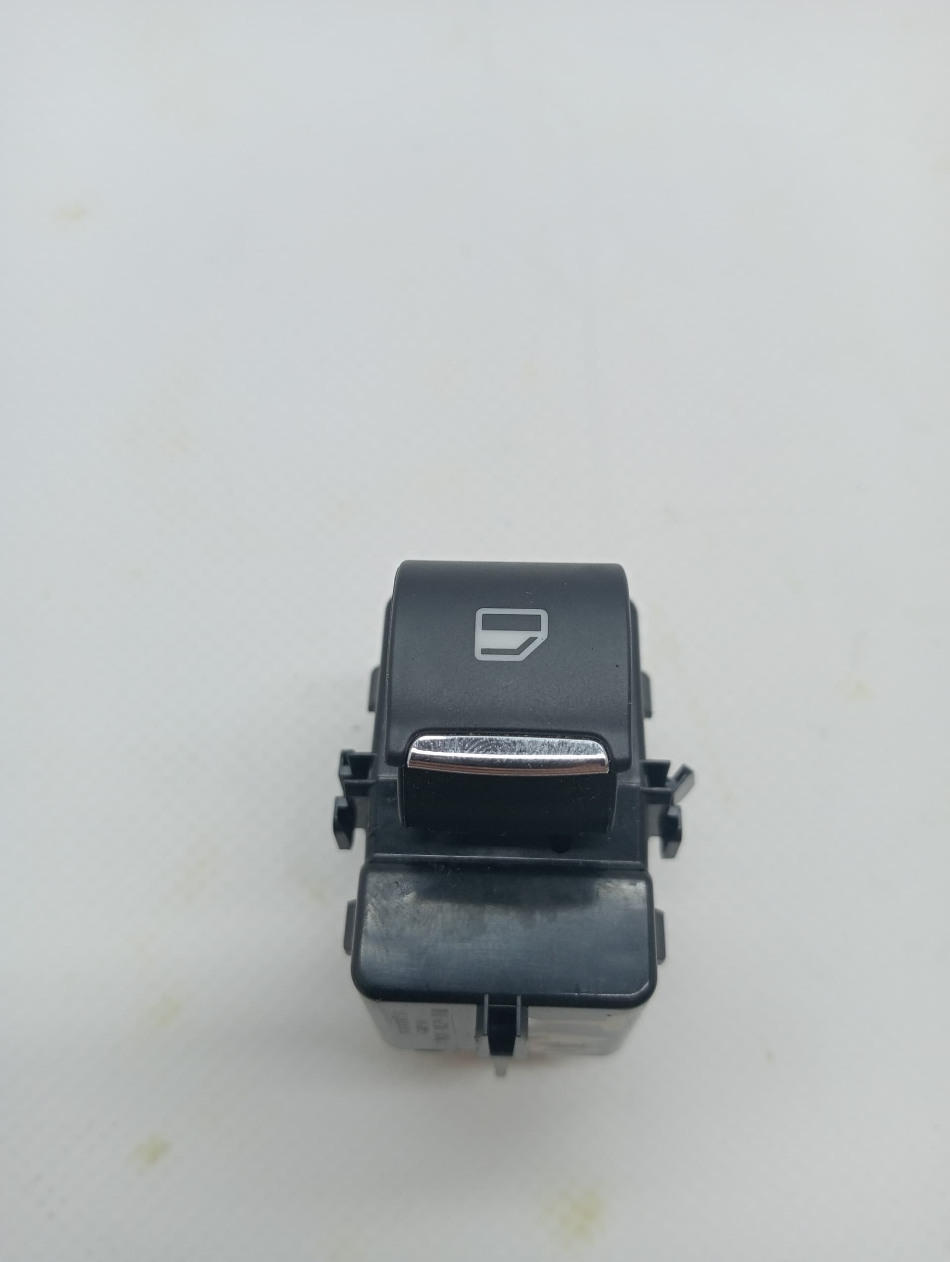Mando elevalunas trasero derecho FORD MONDEO TURN.