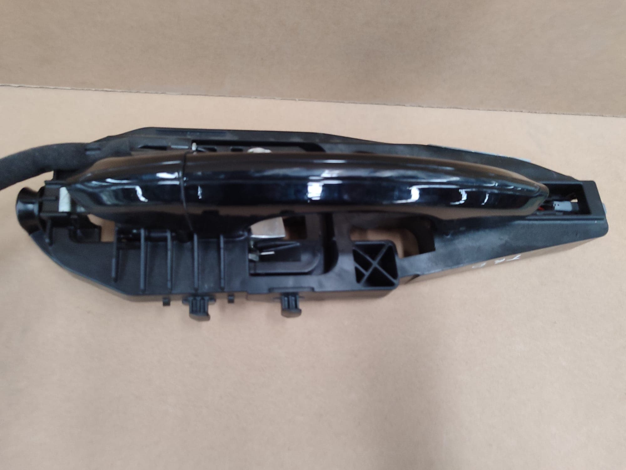 Maneta exterior trasera derecha FORD MONDEO TURN. 2