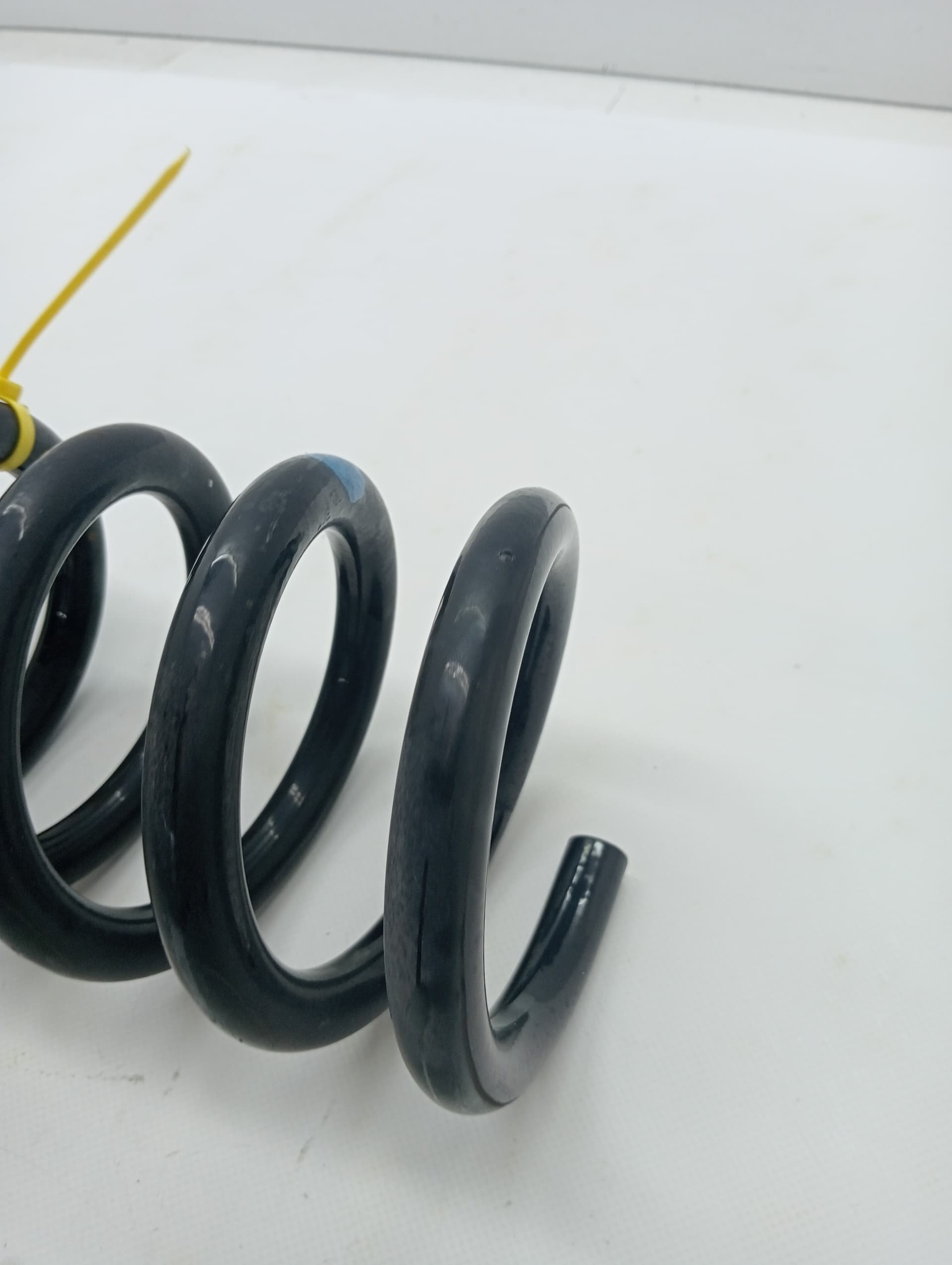 Muelle amortiguacion FORD MONDEO TURN. 2