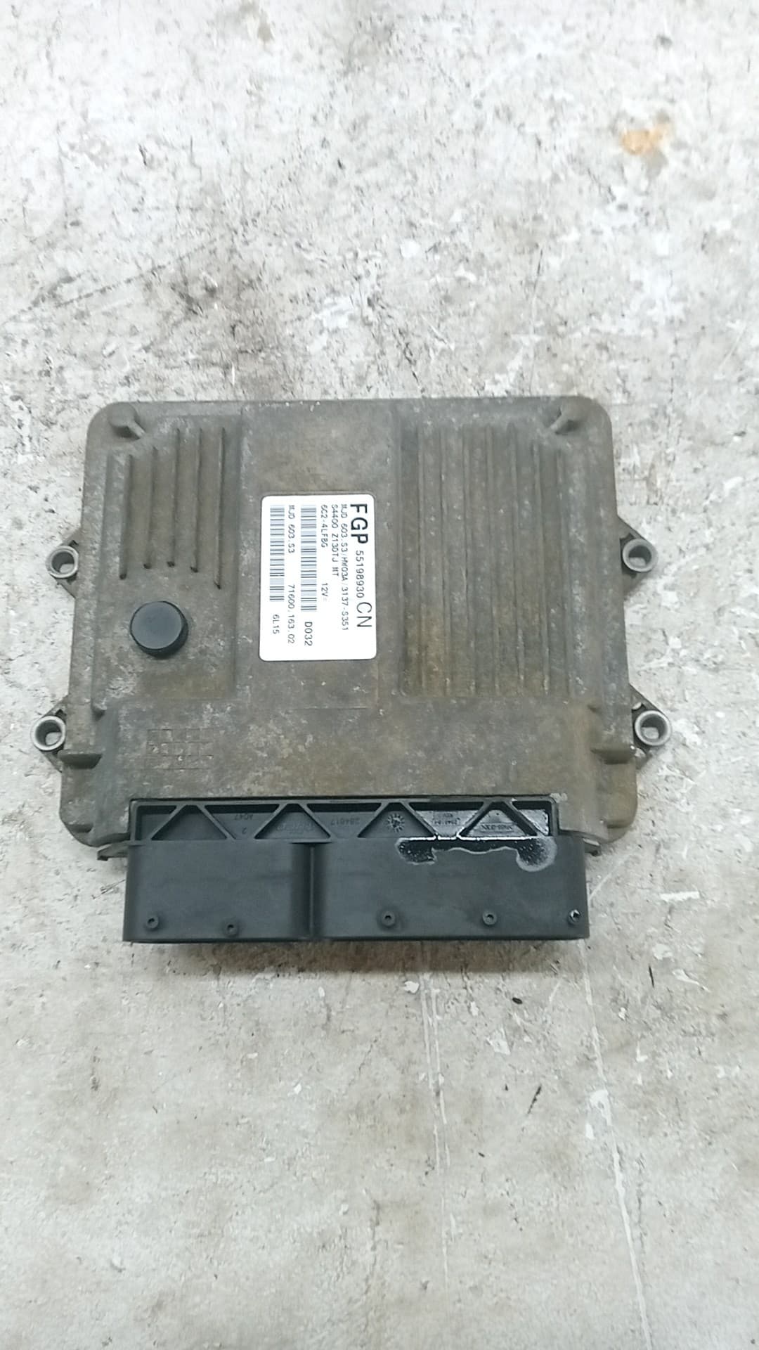 Centralita motor uce OPEL CORSA D 3