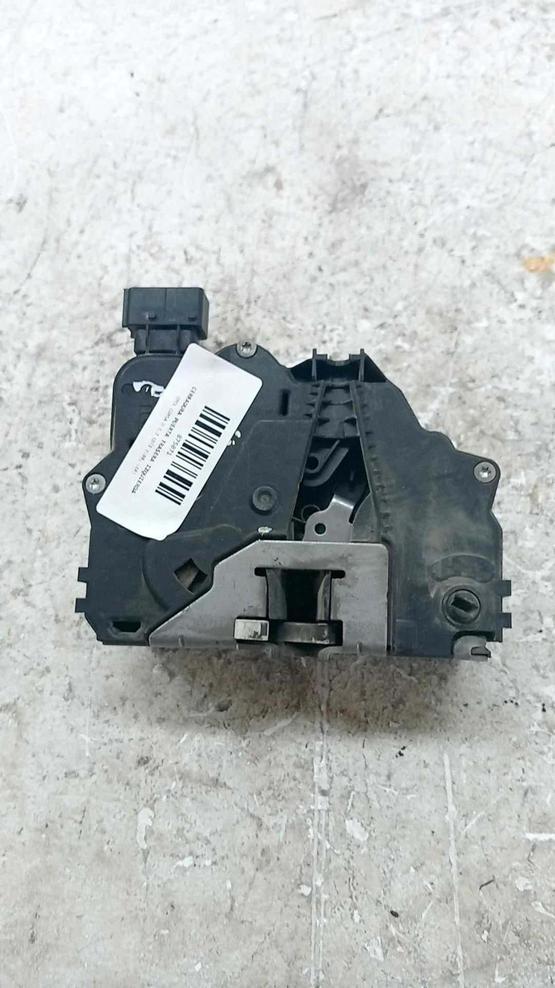 Cerradura puerta trasera izquierda OPEL CORSA D