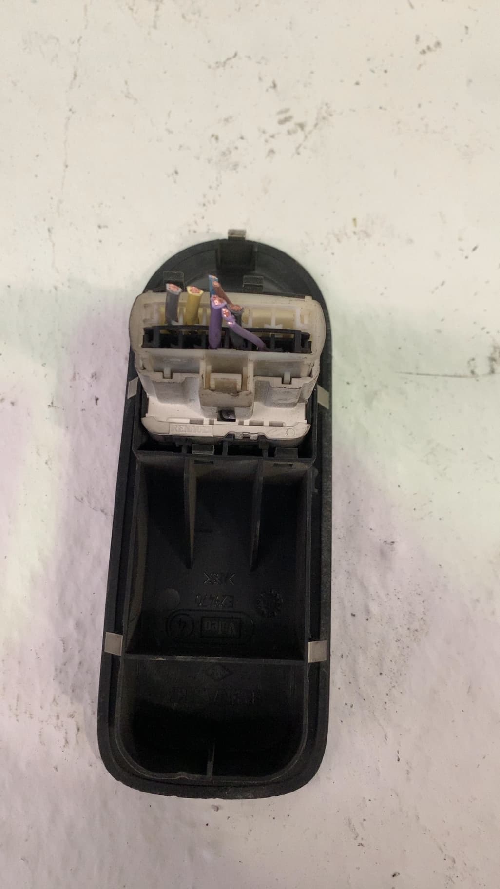 Mando elevalunas delantero izquierdo RENAULT CLIO III 2