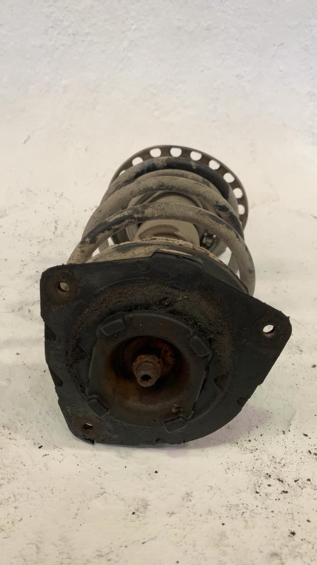 Amortiguador delantero derecho RENAULT CLIO III 3