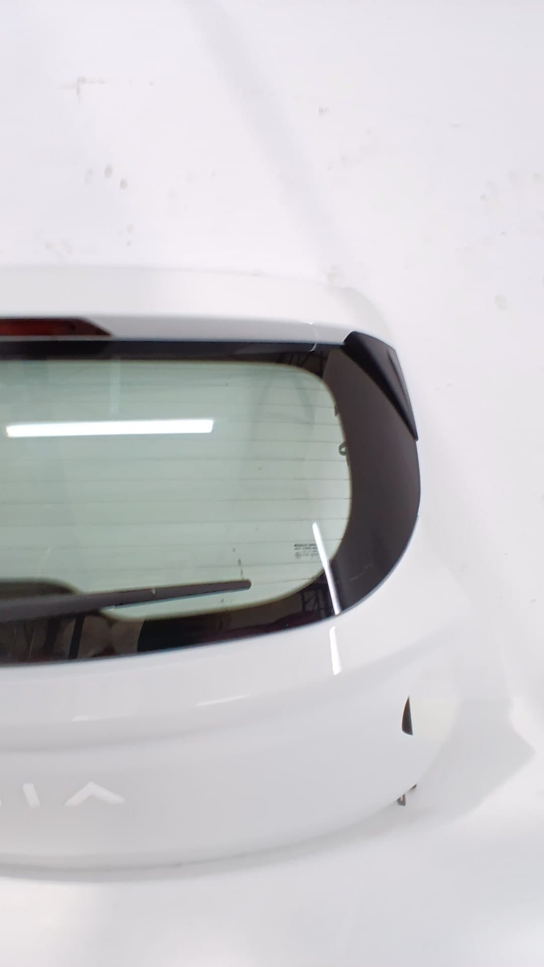 Porton trasero DACIA SANDERO 5